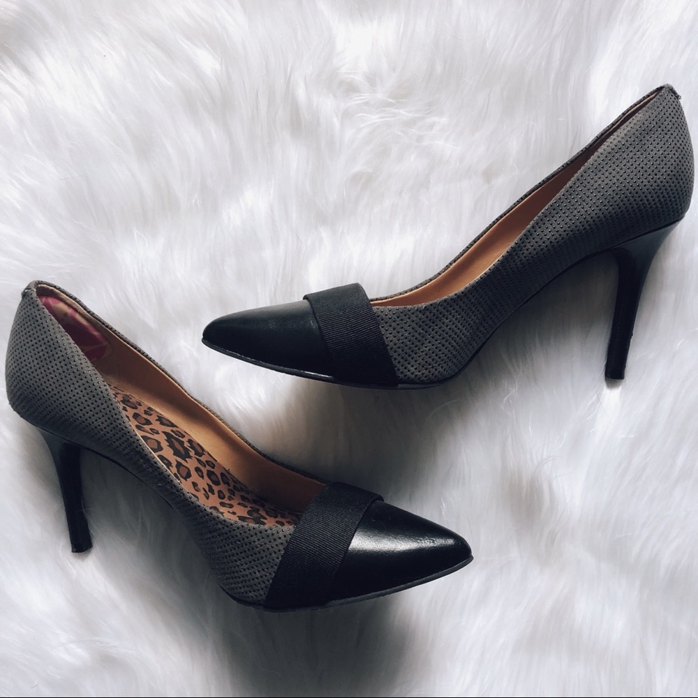 Audrey Brooke Abbie Pumps